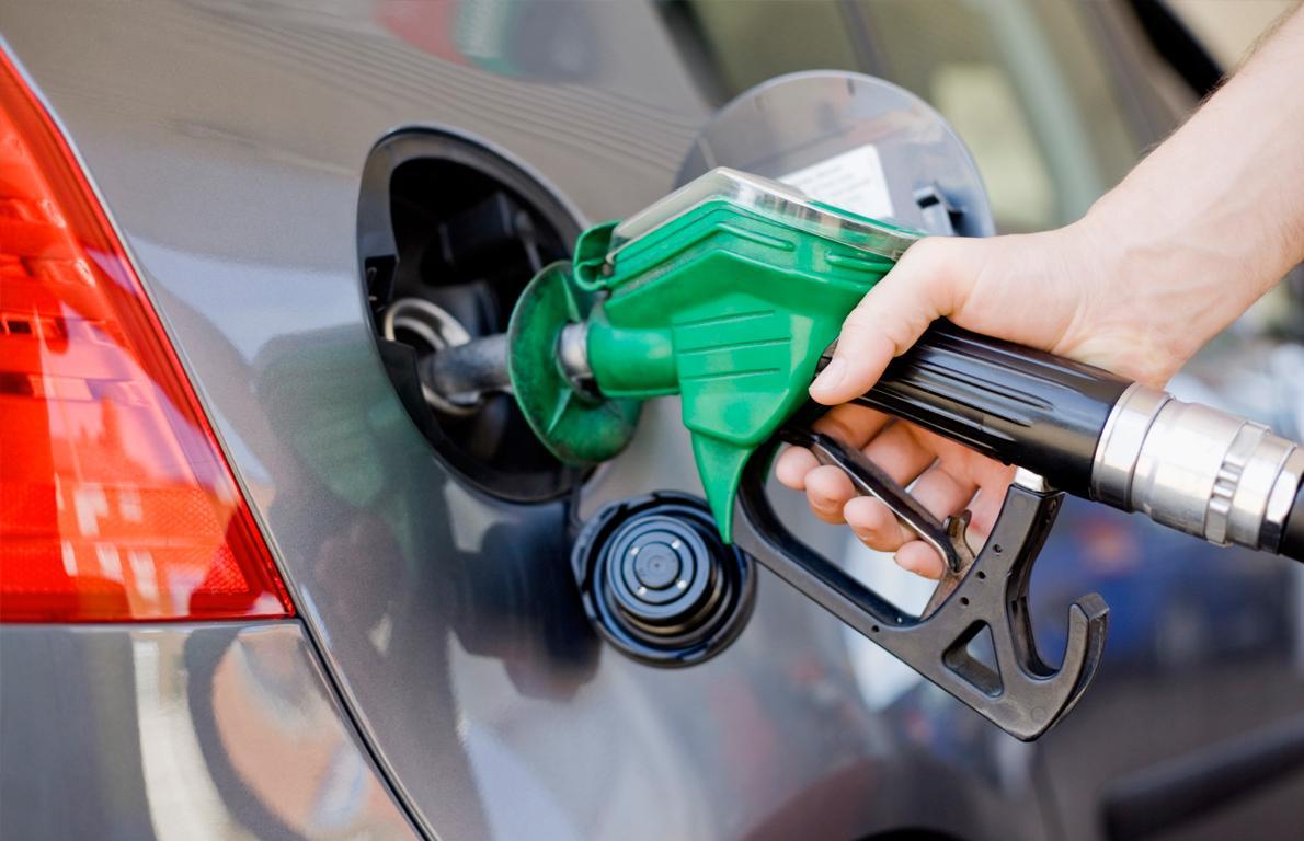 خطر افزایش قیمت سوخت در آغاز تحریم‌های ترامپ