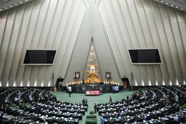تاکید نمایندگان مجلس بر ضرورت پرداخت مطالبات قانونی تامین‌اجتماعی