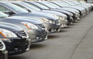 کاهش قیمت خودروهای وارداتی